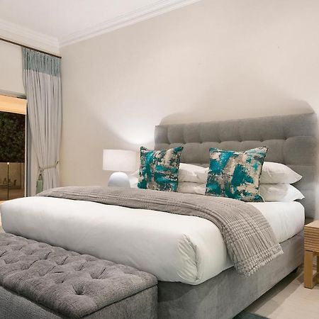Luxury Serviced Mountain Villa In Constantia Cape Town Bagian luar foto