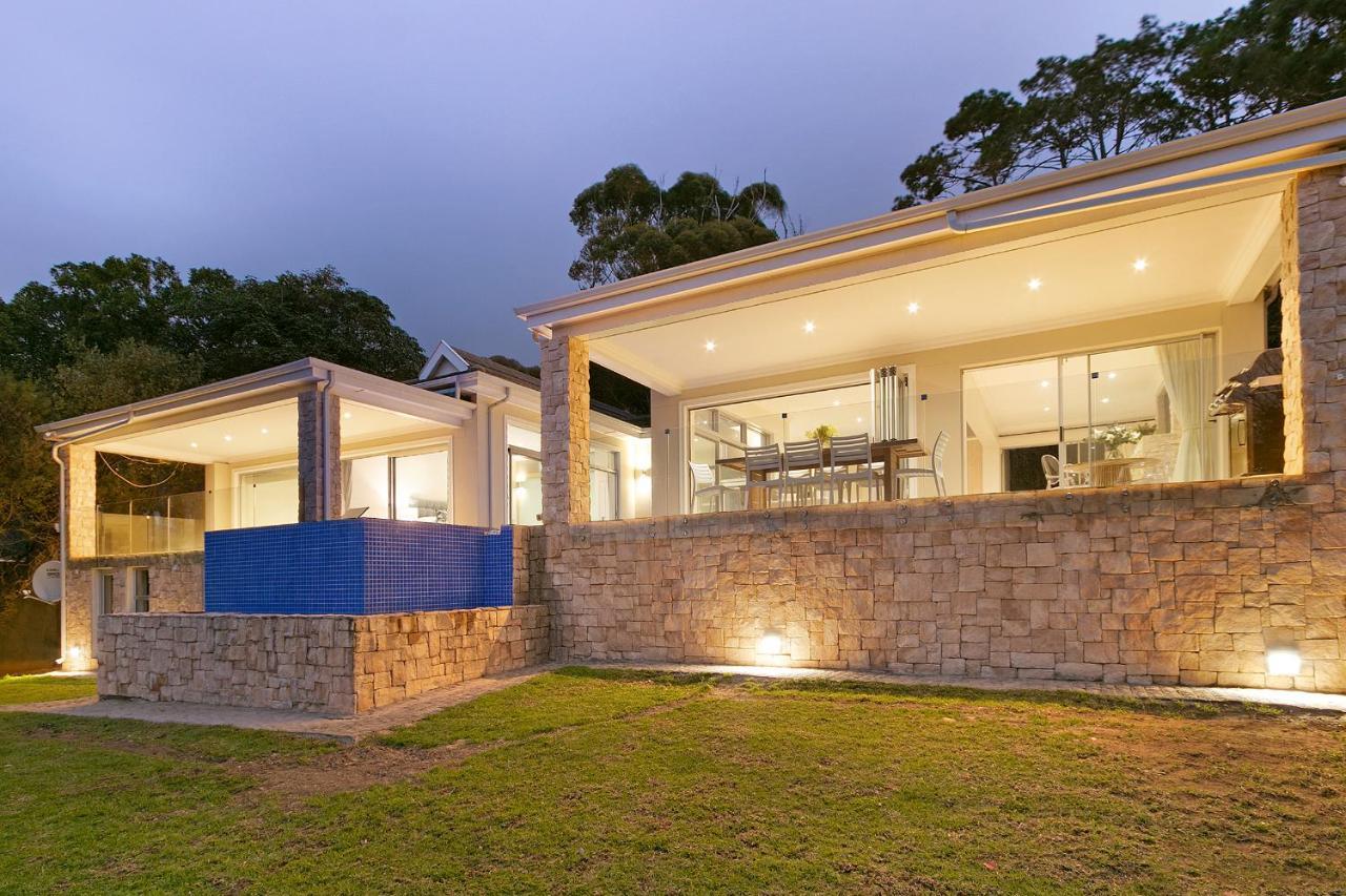 Luxury Serviced Mountain Villa In Constantia Cape Town Bagian luar foto