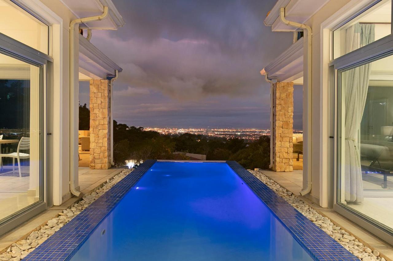 Luxury Serviced Mountain Villa In Constantia Cape Town Bagian luar foto