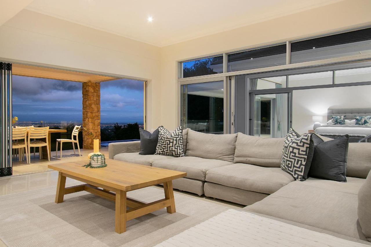 Luxury Serviced Mountain Villa In Constantia Cape Town Bagian luar foto